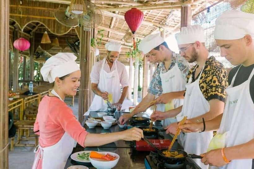 Hoi An: Traditional Cooking Class and Meal with Local Family - What happens from arrival to the final meal