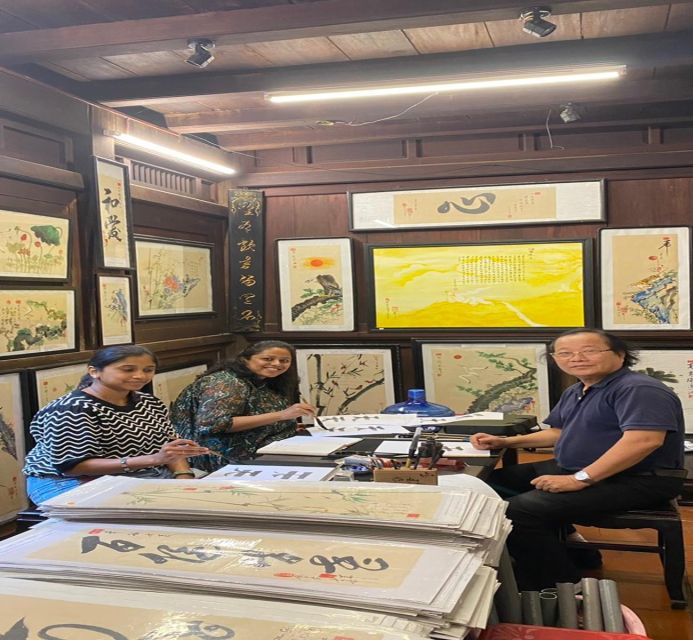 Hoi An: Traditional Vietnamese Calligraphy Class in Oldtown - Understanding Vietnamese calligraphy before picking up the pen