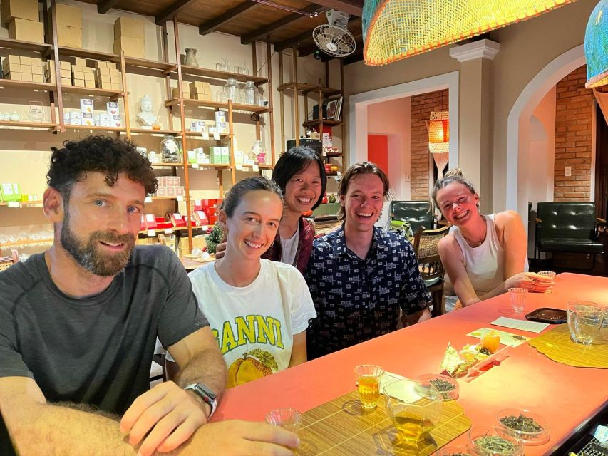 Hoi An Vegan Food Tour - Family kitchens, fruit, cakes, and local stories