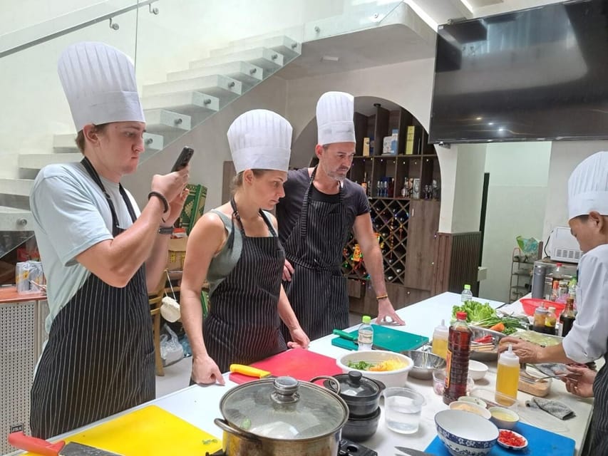 Hoi An:Vegetarian Cooking Class & Explore Market wChef Thanh - Transport, meeting point, and practical details
