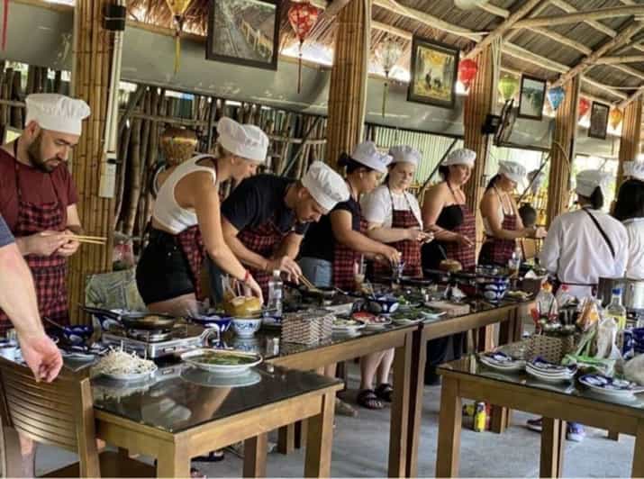 Hoi An: Vegetarian Cooking Class w Local Family and transfer - Key points to know before booking