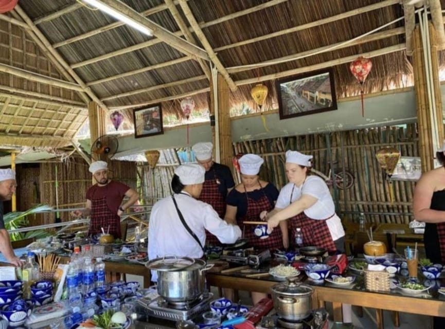 Hoi An: Vegetarian Cooking Class w Local Family and transfer - Sharing the meal you prepared