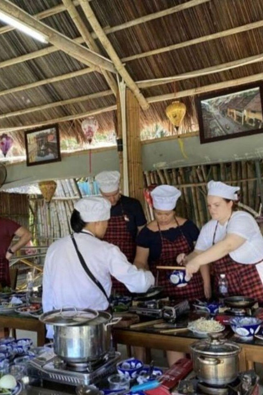 Hoi An: Vegetarian Cooking Class w Local Family and transfer - Adding the Cam Thanh basket boat ride