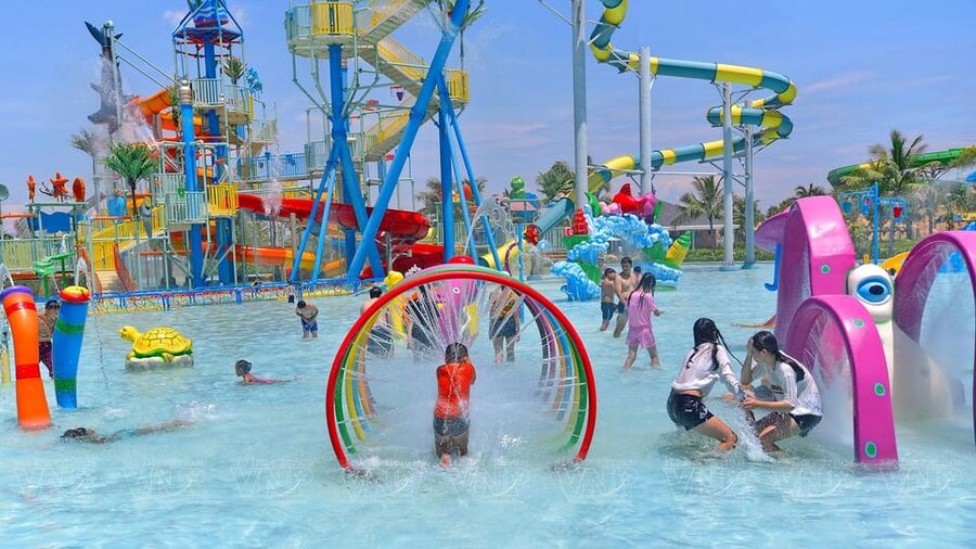 Hoi An: Vinwonders Nam Hoi An Theme Park Entry Ticket - A large park south of Hoi An