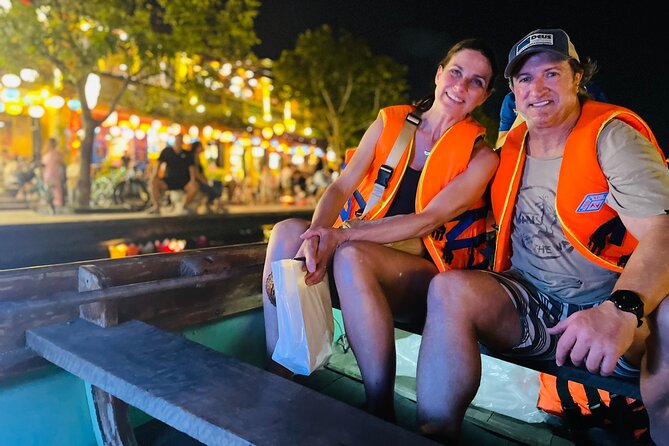 Hoi An Walking Private Tour - Lanterns, Boat Ride & Local Foods - Three local foods and Mot herbal drink