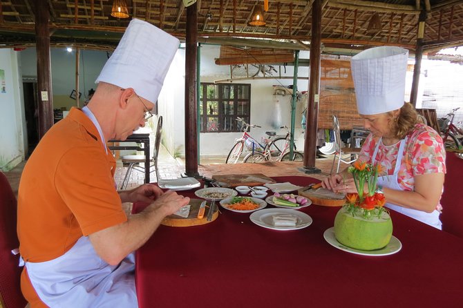 Hoian Cooking Class And Foot Massage Private Tour - From Hoi An’s old town to Tra Que village