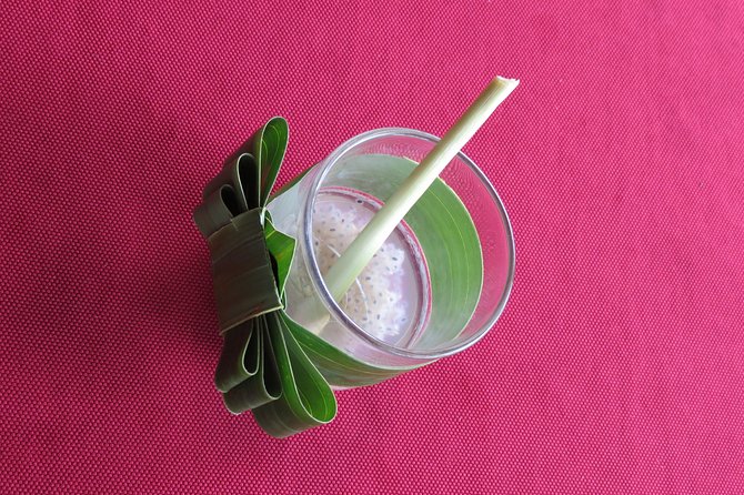 Hoian Cooking Class And Foot Massage Private Tour - Meeting the people and plants of Tra Que