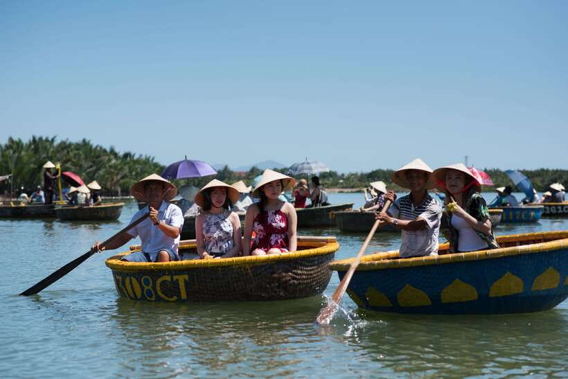 Hoian/Danang: Eco Cooking Class, Cruise Trip, Basket Boat - Taking the boat to Cam Thanh
