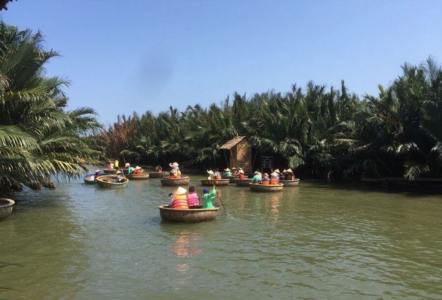 Hoian/Danang: Eco Cooking Class, Cruise Trip, Basket Boat - Cooking four Vietnamese dishes at your own station