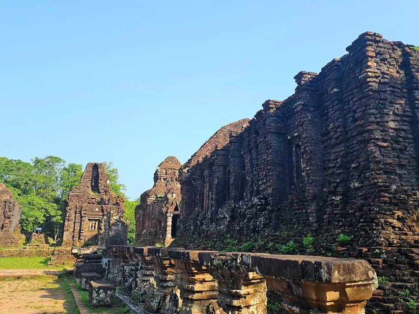 HoiAn: My Son Sanctuary w. Champa food Lunch 5:30/8:00/14:00 - What the ride from Hoi An is like
