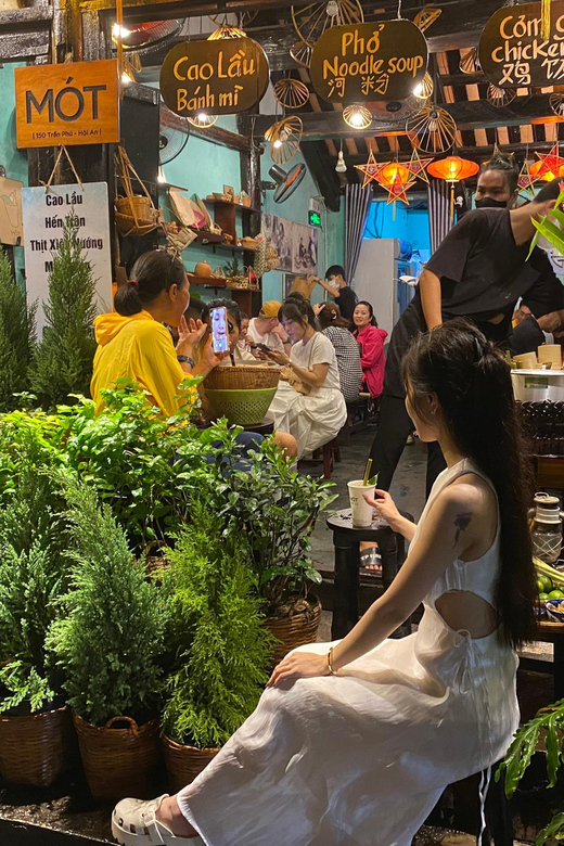 Hoian Old Town - Immersive Free Walking Tour - Key points at a glance