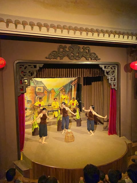 Hoian Old Town - Immersive Free Walking Tour - Tan Ky Old House and the merchant past