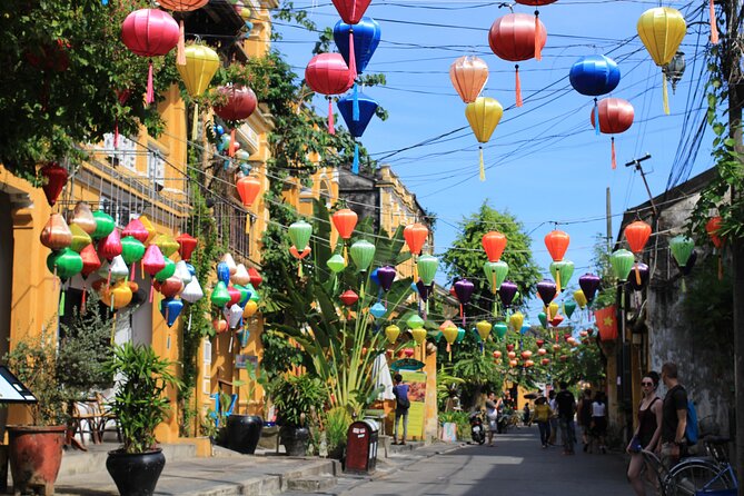 HoiAn Walking Tours Night market, Colourful Lanterns, Boat Ride - Is $60 a fair price?