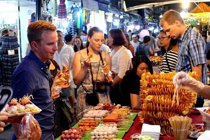 HoiAn Walking Tours Night market, Colourful Lanterns, Boat Ride - Booking details worth checking