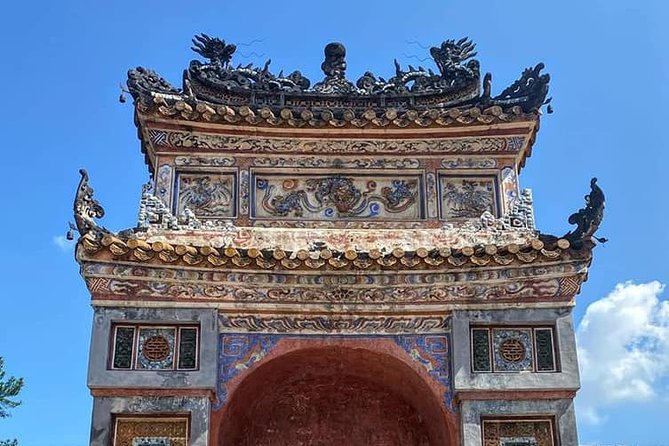 Hue City Tour via Hai Van Pass - Private Guided Tour - A short pause at Lap An Lagoon