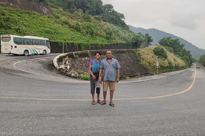 Hue City Tour via Hai Van Pass - Private Guided Tour - Entering the Imperial City of Hue