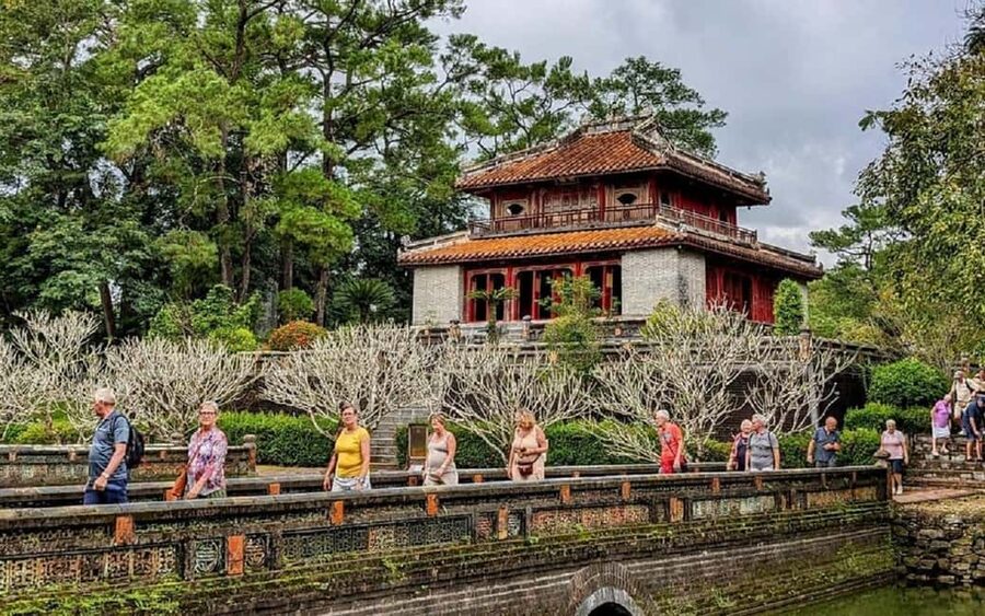 Hue Full-Day Tour from Da Nang/Hoi An with Imperial City - A seven-dish Hue lunch is more than a fuel stop