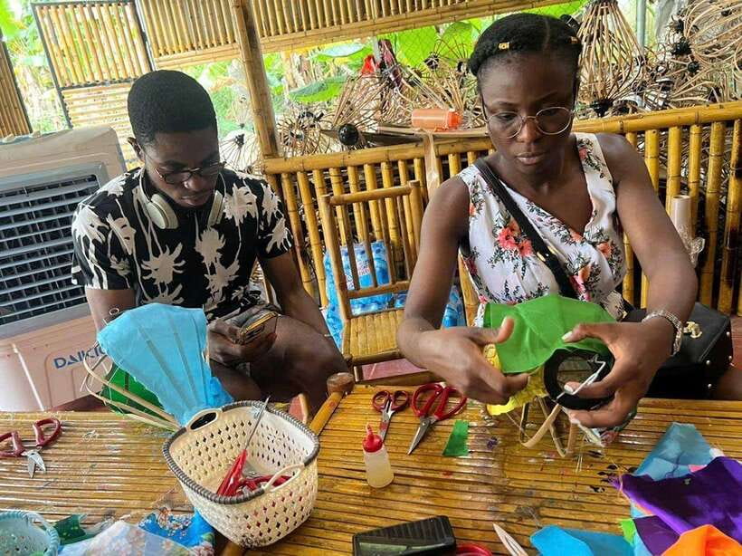Lantern Making Class with Hotel pick-up -Thanh Truc Lantern - Choosing the frame and fabric