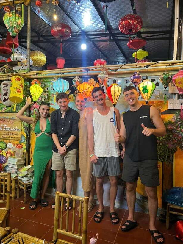 Lantern Making Class with Hotel pick-up -Thanh Truc Lantern - What happens when you arrive