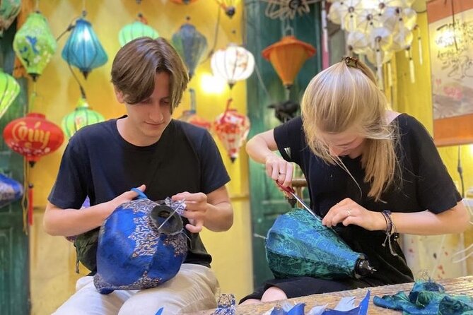 Lantern Making Class With Lynn in Old Town Hoi An - Taking home a foldable Hoi An souvenir
