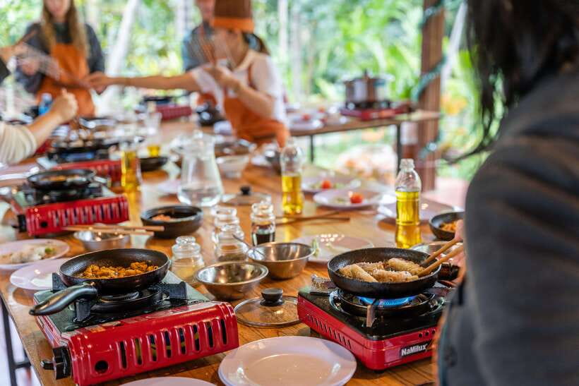 Mad Monkey Hoi An Cooking Class & Bamboo Boats - The Mad Monkey party angle