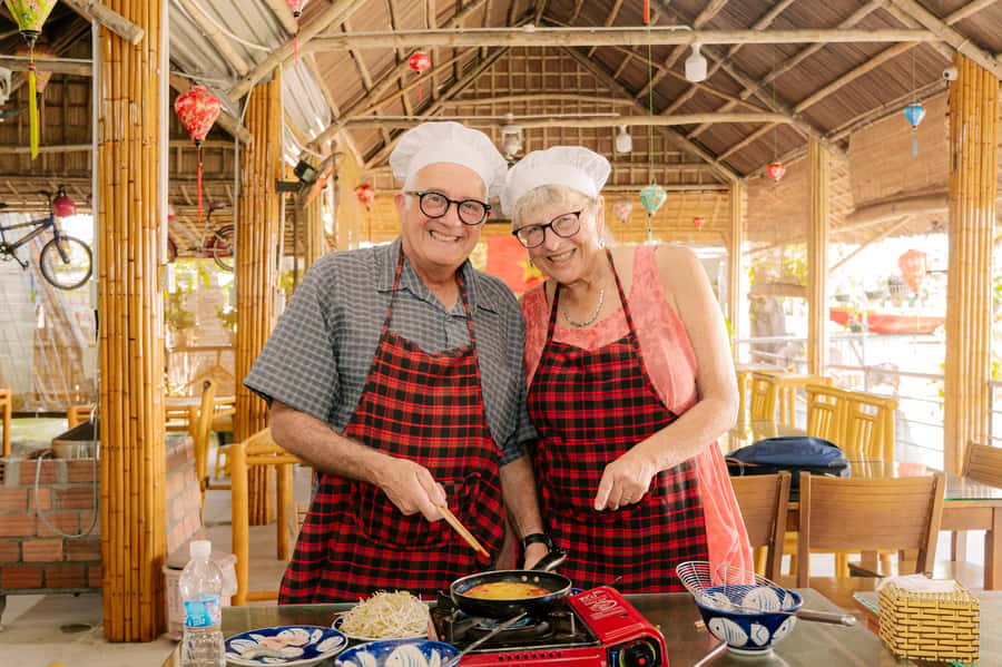 Market Tour - Cooking Class - Coconut Boat Riding - Choosing the right version before you book