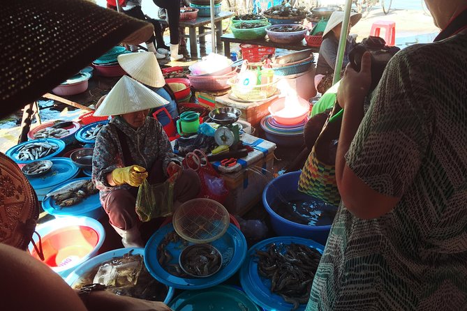 Morning Cooking Class in Thuan Tinh Island depart from Hoi An Old Town - The guide and teaching style