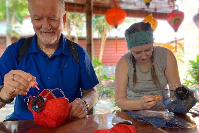 Phap Studio Gallery Art Classes Painting Workshop Hoi An - Who should book this Hoi An art workshop?
