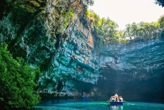 Phong Nha Cave tour from Hoian City - The long road from Hoi An to Phong Nha