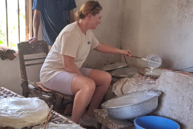 Private Boat to Hoi An Craft Villages-Pottery, Carpentry village - Who will get the most from this half-day outing