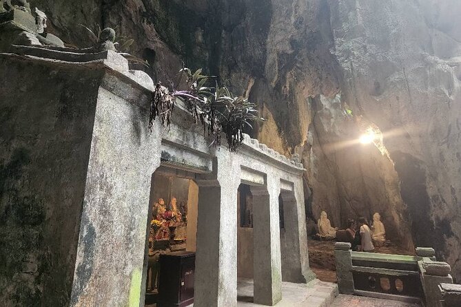 PRIVATE GuidedTOUR to Marble Mountain-Am Phu Cave-Monkey Mountain - Lady Buddha above Da Nang Bay