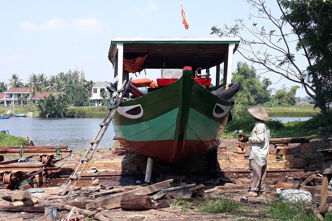 Private Hoi An Countryside by Motorbike OR CAR - Rice wine, coffee, mats, and everyday skills