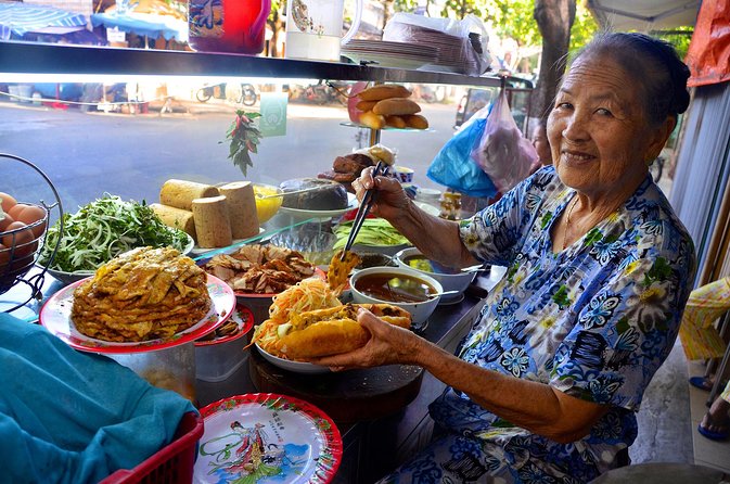 Private Hoi An Evening Food Tastings Tour by Bike - Why this Hoi An food tour works so well at sunset
