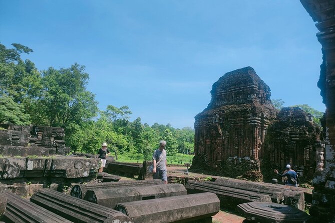 Private My Son Sanctuary Early Tour -Day Tour - Cham architecture without the textbook feeling