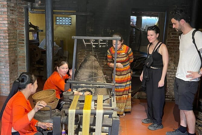 Private Traditional Silk Process in Hoi An Silk Village - Key points at a glance