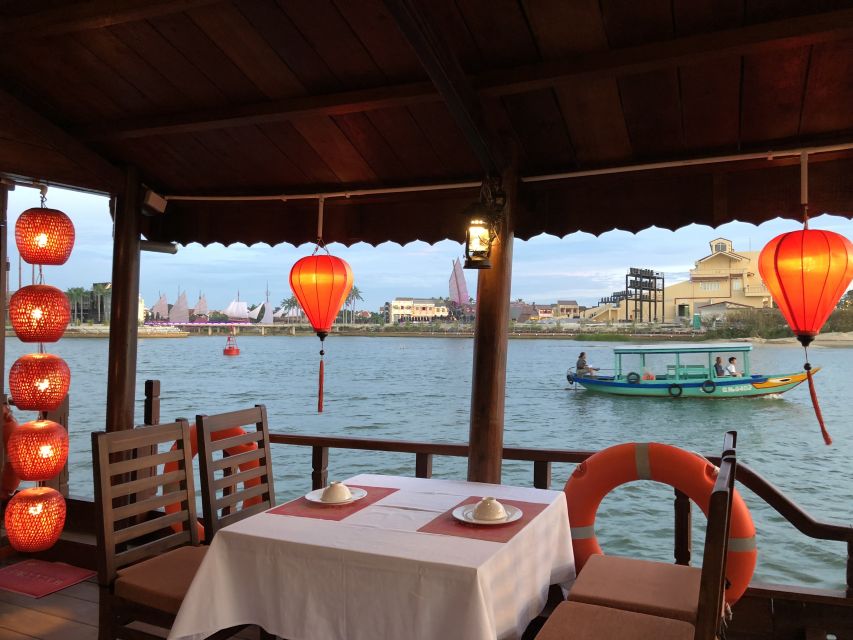 Romantic Sunset Dinner Cruise in Hoi An - Dinner on the Water, With Prawns and Squid