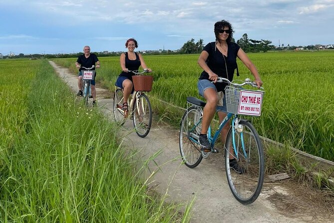 Rural Hoi An Cycling, Cooking Class at Organic Farm - Ba Le Market and the everyday Hoi An pantry
