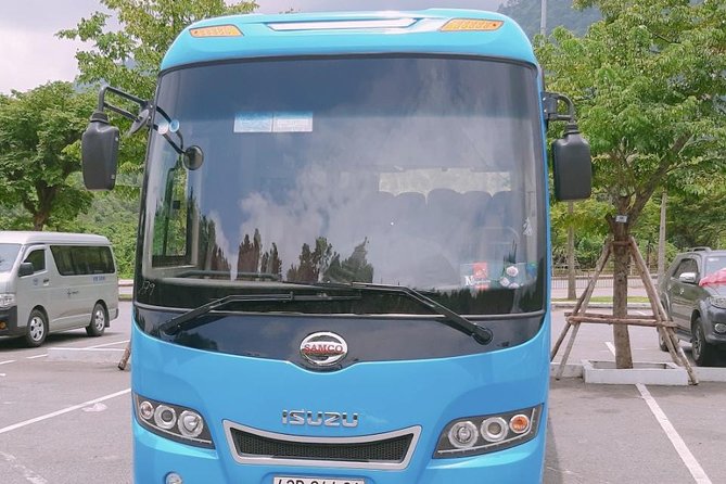 Shuttle Bus Hoi An to Golden Bridge Ba Na hill - Comfort, Communication, and Group Size