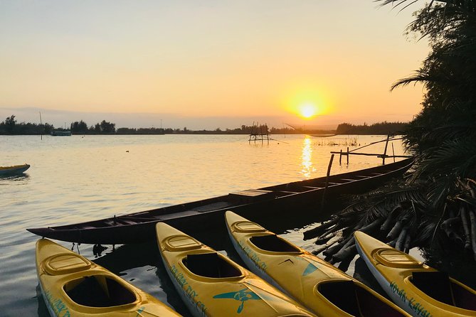 Sunset Paddle and Lantern Town - Paddling through coconut palms and village waterways