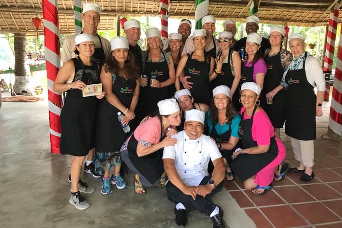 Traditional Cooking Class with Basket Boat Ride and market Tour - Hoi An Market: start with the ingredients