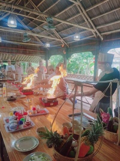 Vegetarian Cooking Class with Local Family in Hoi An