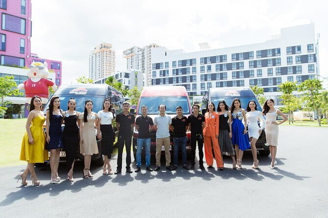 VIP Limousine: Hoi An to Hue Trip - The Hoi An to Hue route in three to four hours
