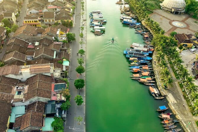 VIP Limousine: Hoi An to Hue Trip - Drivers, communication, and service quality